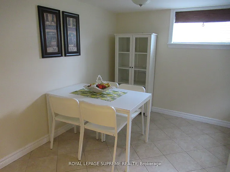 44 Winston Park Blvd #BASEMENT — Photo 12