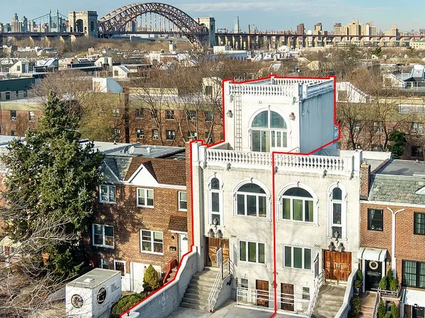 20-44 26th St, Astoria, NY 11105