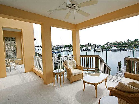 4th image of 5320 Harbor Island Ct