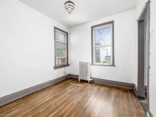 24 Smith St #2R, Jersey City, NJ 07306
