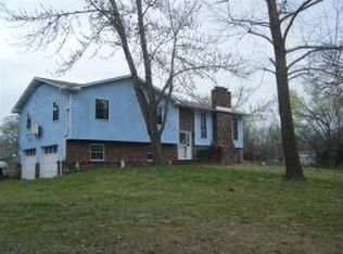 3910 Hylton Dr, Joplin, MO 64801