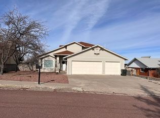 1702 Placida Dr, Gallup, NM 87301