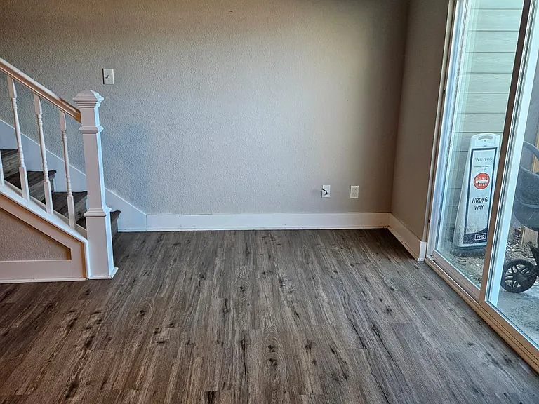 816 W Collins St — Photo 8
