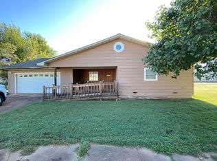 101 S Lewis St, Mulhall, OK 73063
