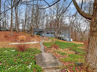 98 Mount Airy Road S, Croton-on-Hudson, NY 10520