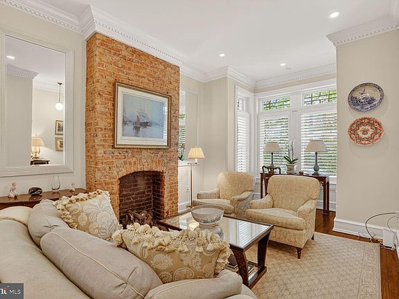 4th image of 3424 P St NW