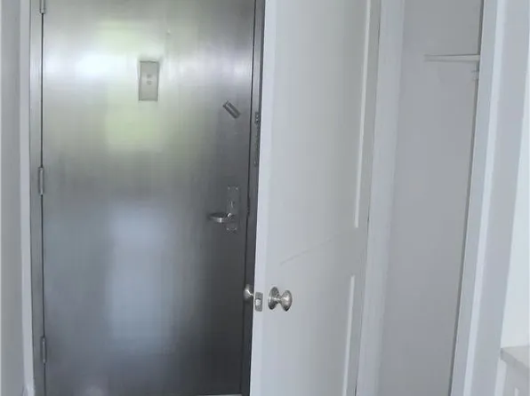 555 Lenox Ave, New York, NY 10037