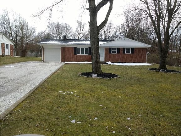 3rd image of 2101 Sunshine Dr