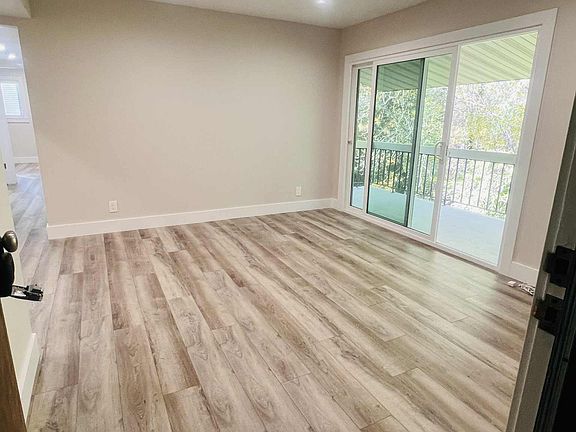 5th image of 1703 E Woodbridge Dr APT 24