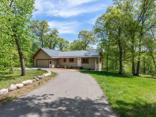 6504 S Sluetter Rd, Pequot Lakes, MN 56472