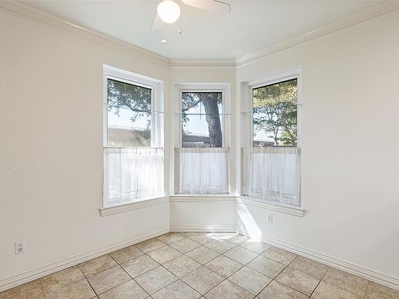 4th image of 6629 Meadowpark Ct