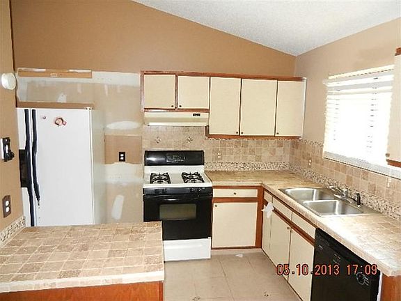 4th image of 6258 Creekford Ln