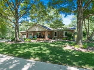 8243 Hart Ln, Alton, IL 62002