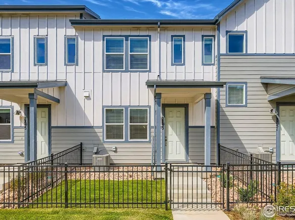 2753 Bear Springs Cir, Longmont, CO 80503
