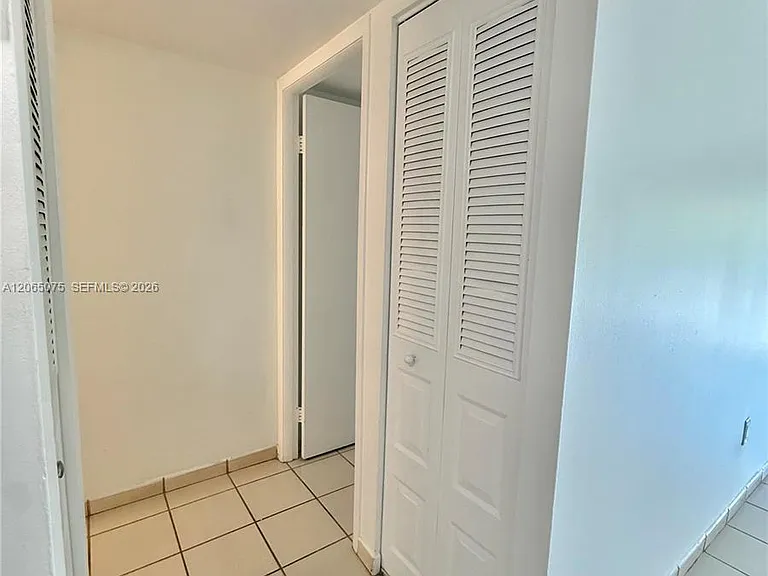 5201 NW 7th St #202 — Photo 8