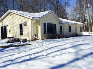 52931 Cloverdale Rd, Sandstone, MN 55072