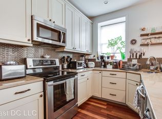 301 R St NW #1, Washington, DC 20001