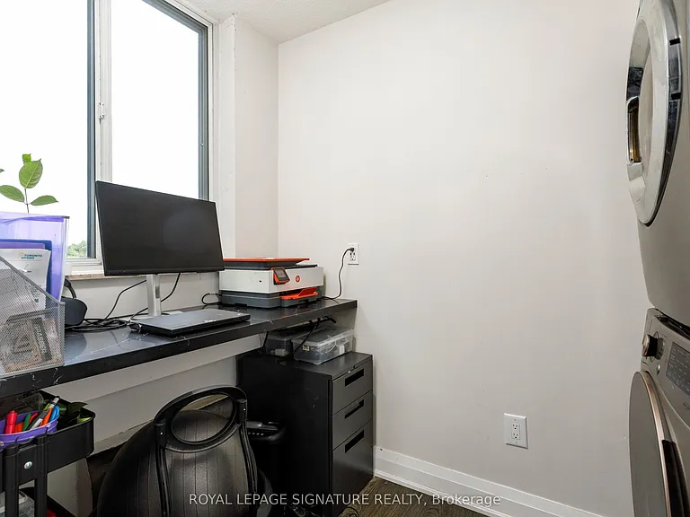 35 Ormskirk Ave #302 — Photo 8