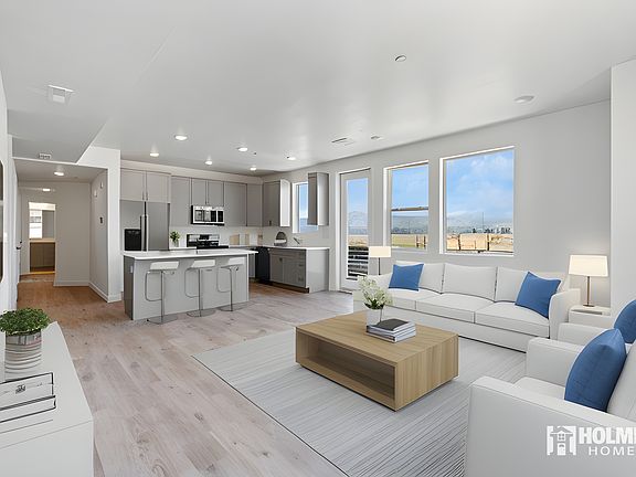3rd image of 5263 W Reventon Rd S #101