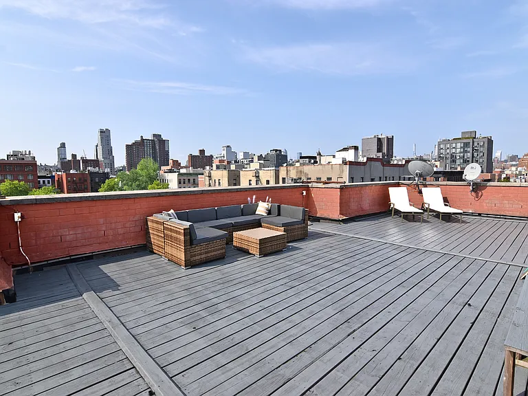 120 Ridge St #1G — Photo 10