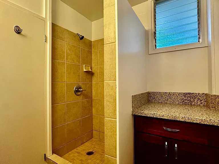 1630 Makiki St #B301 — Photo 8
