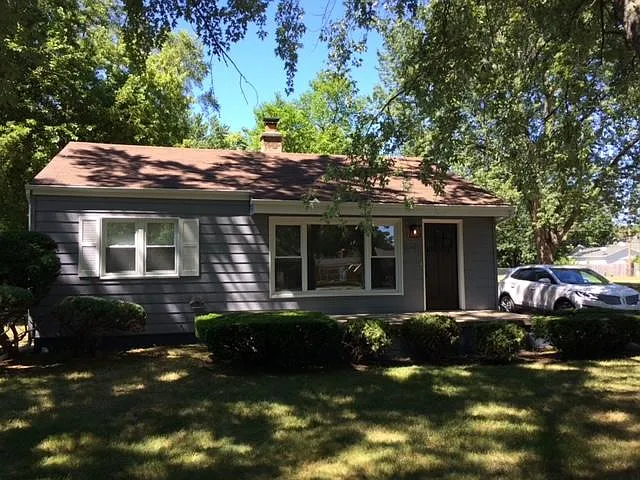 8241 Russell St photo 1