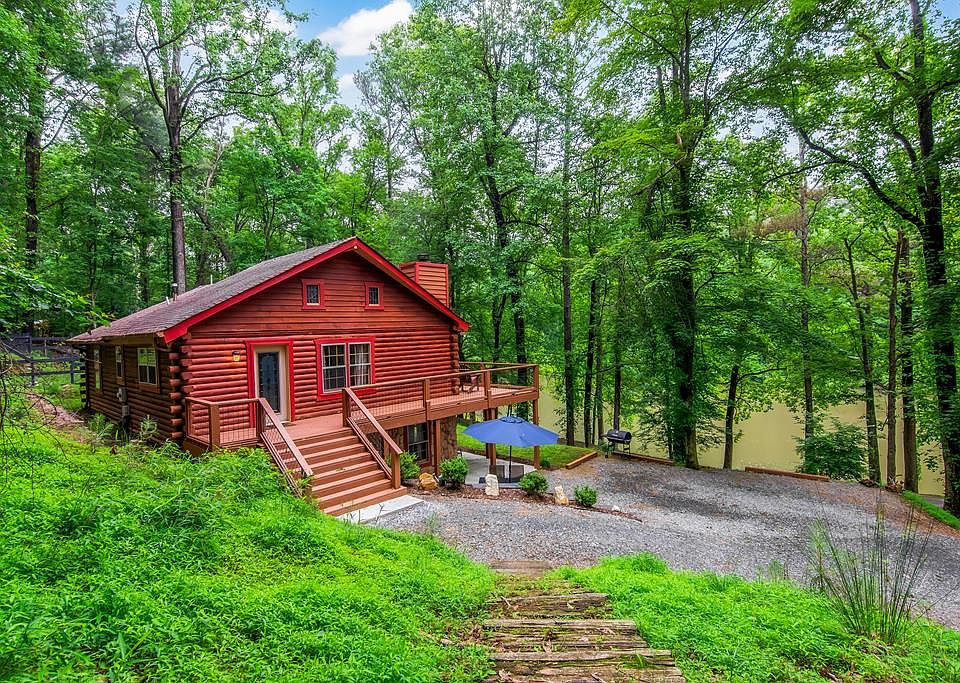 1st image of 165 Timberwalk Dr