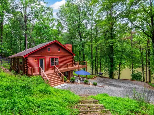 165 Timberwalk Dr, Ellijay, GA 30540