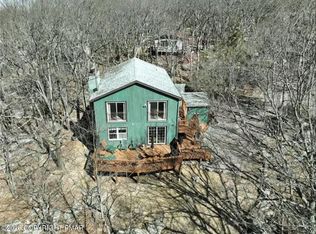 12 Hidden Ridge Rd, Lake Harmony, PA 18624