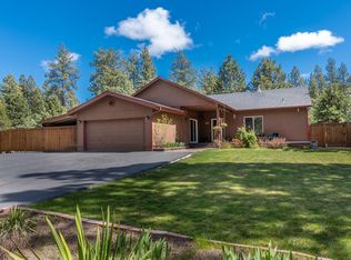 19593 River Woods Dr, Bend, OR 97702