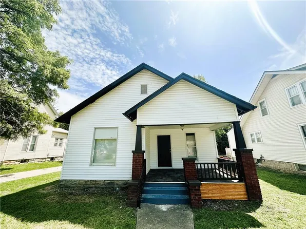 416 Grover St, Warrensburg, MO 64093