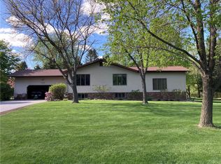 2403 Aurora Cir, Menomonie, WI 54751