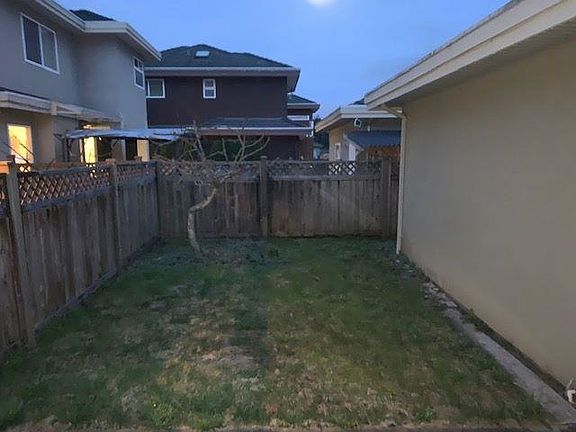 4th image of 9080 Rideau Gate