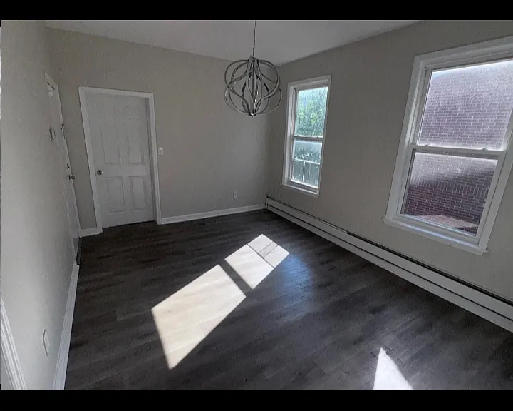 17 Earl St #2L — Photo 3