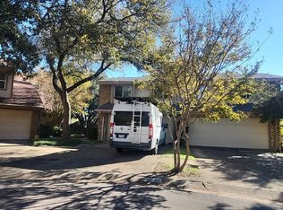 2940 Woodcroft Cir, Carrollton, TX 75006