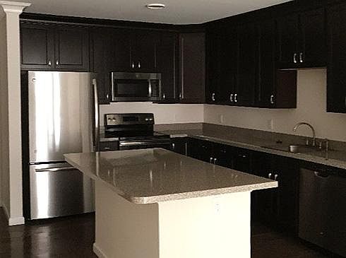 1st image of 84 Mulberry Dr #46dxzms7w