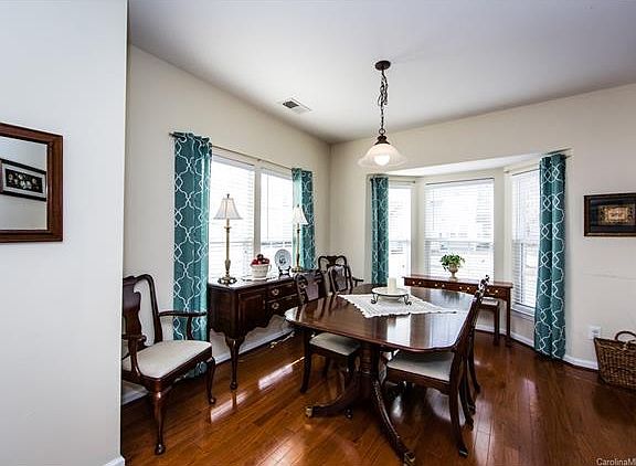 5th image of 4609 Forestridge Commons Dr