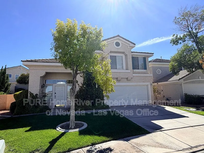 3 bed, 2.5 bath, 1705 sqft, $2,200 — Photo 2
