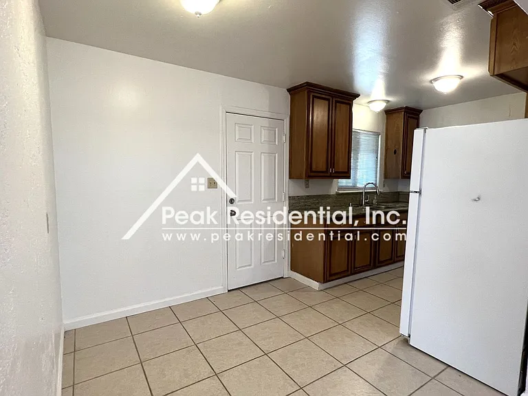 7417 Amherst St — Photo 10