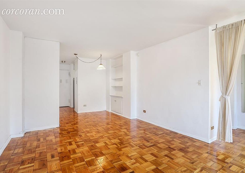 1st image of 561 3rd Ave #14A