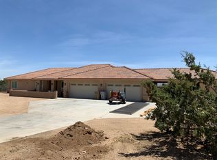 7949 3rd Ave, Hesperia, CA 92345