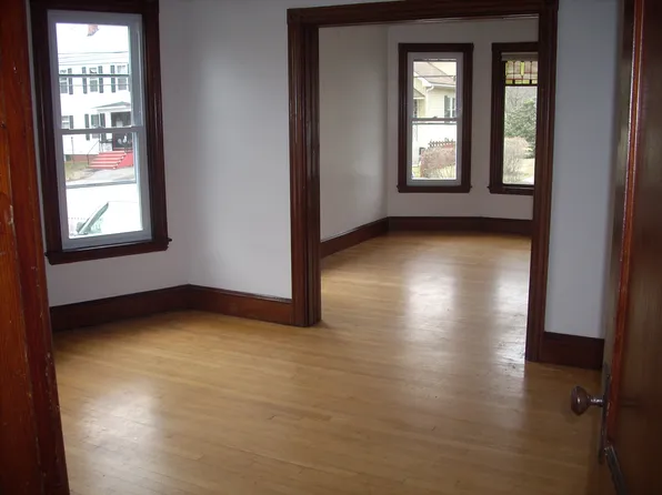 13 E Kidder St #1, Portland, ME 04103