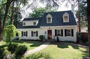 Prime Old Southwest Location!