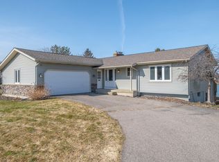 6713 Ashbury Ct, Jenison, MI 49428