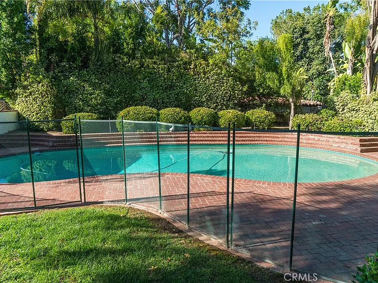 5054 Encino Ave — Photo 48