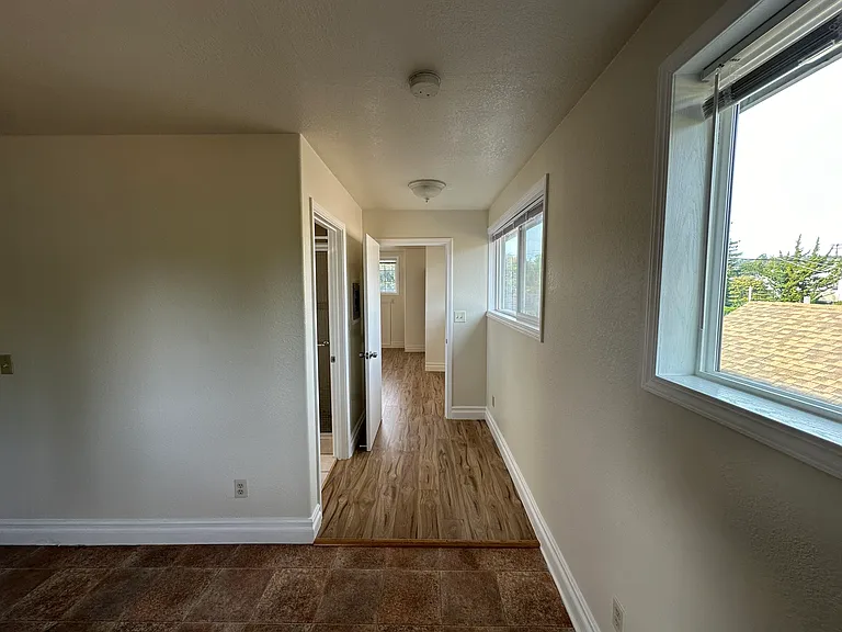 3885 Lorena Ave — Photo 9