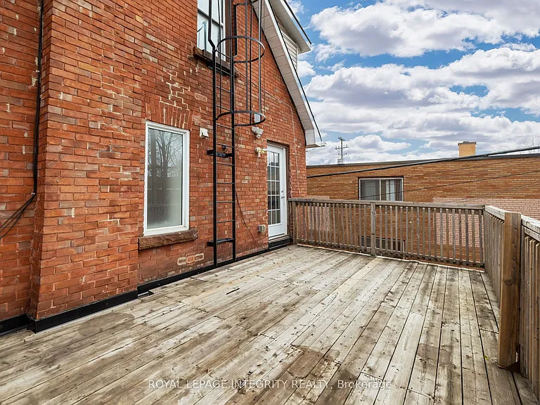 172 Cobourg St #2 — Photo 19