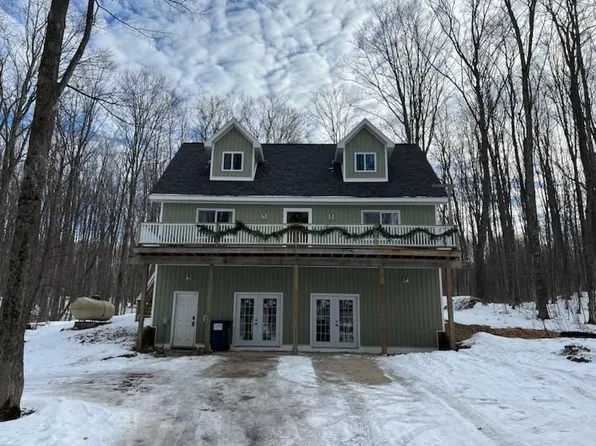 5615 N Conway Rd, Alanson, MI 49706