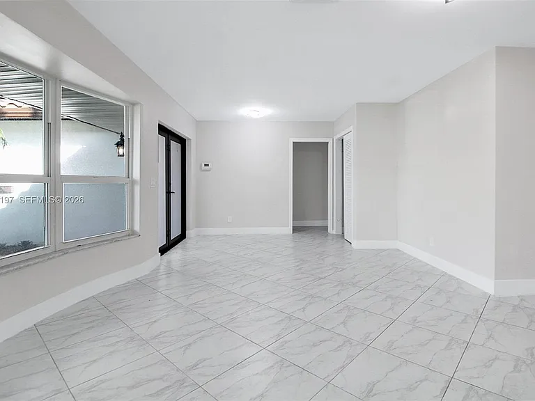 5300 Adams St — Photo 8