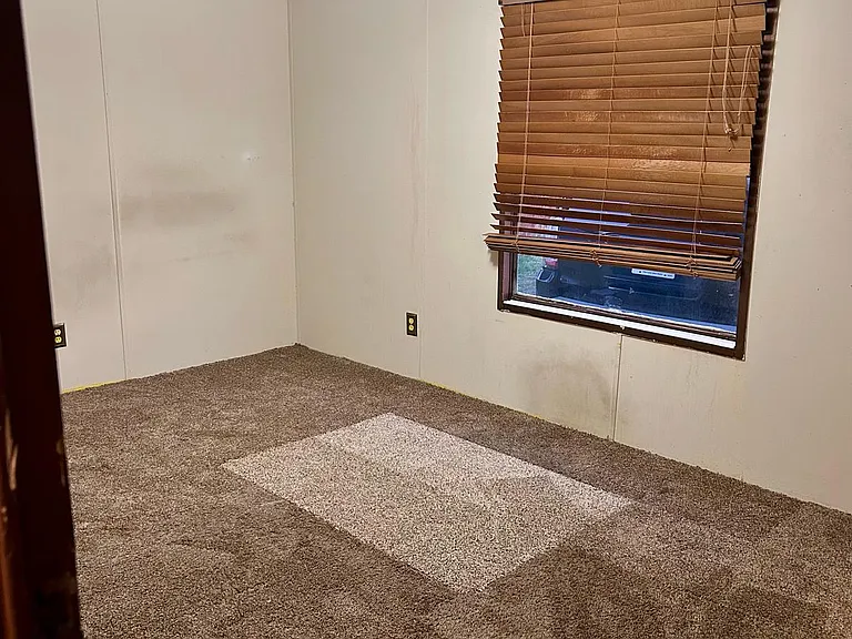 302 Horseshoe Loop — Photo 10